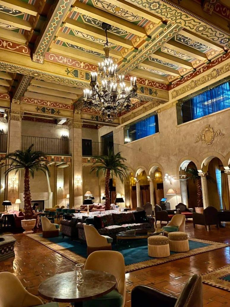 Hollywood Roosevelt Hotel Lobby (Hotel Built 1927)