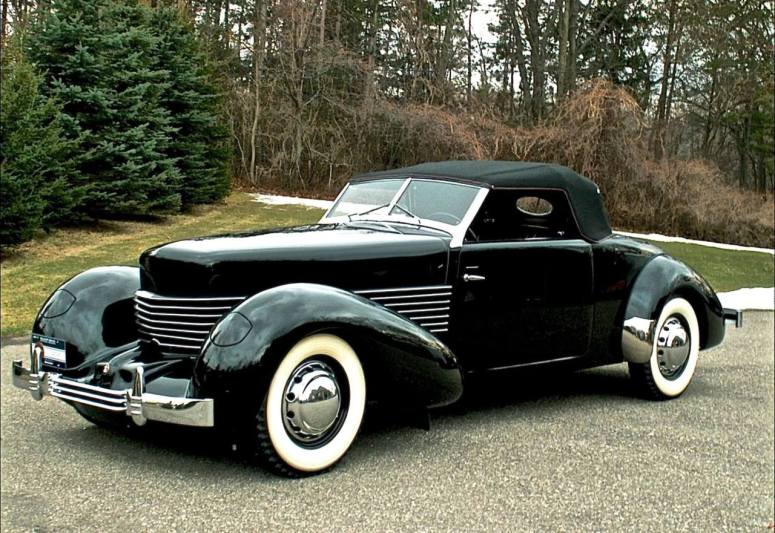 1936 Cord 810 Cabriolet